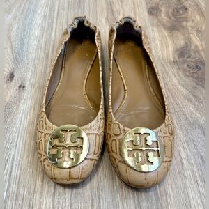 Tory Burch Embossed Leather Animal Print Ballet Flats Size 8 EUC